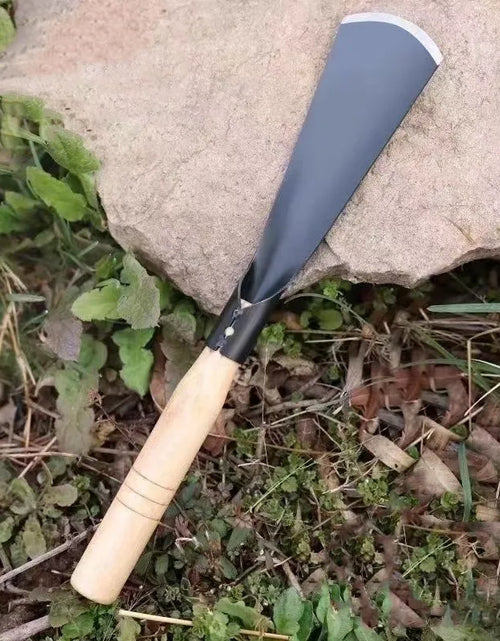 Load image into Gallery viewer, Multifunctional Garden Tool Shovel Dig Wild Vegetables Drive Sea Plant Flowers Shovel Soil Thickening Iron Hoe Weeding Shovel
