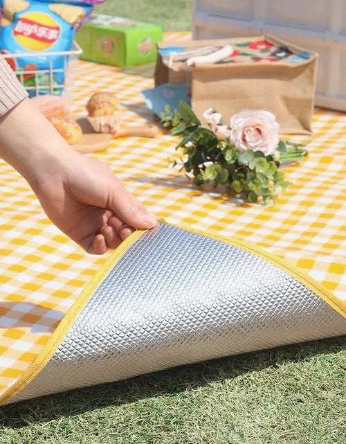 Load image into Gallery viewer, Outdoor Camping Mat, Picnic Mat, Beach Waterproof and Moisture-proof Portable Tent Sleeping Mat, Double-sided Aluminum Film
