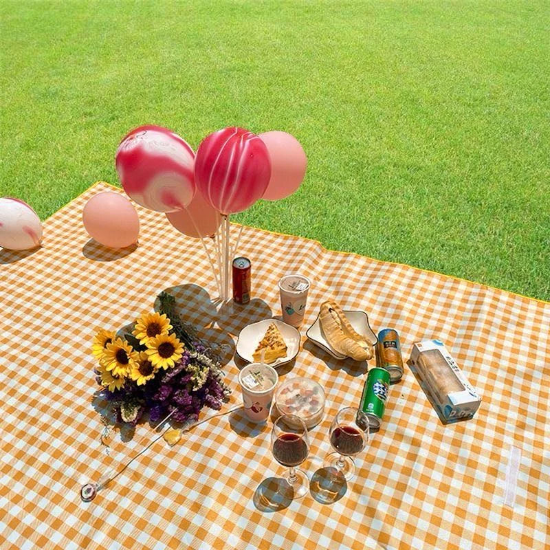 Outdoor Camping Mat, Picnic Mat, Beach Waterproof and Moisture-proof Portable Tent Sleeping Mat, Double-sided Aluminum Film